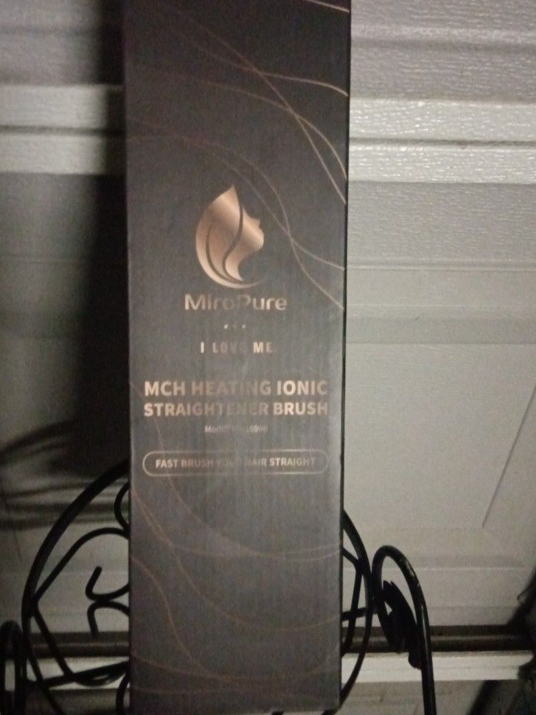 Straightener Brush