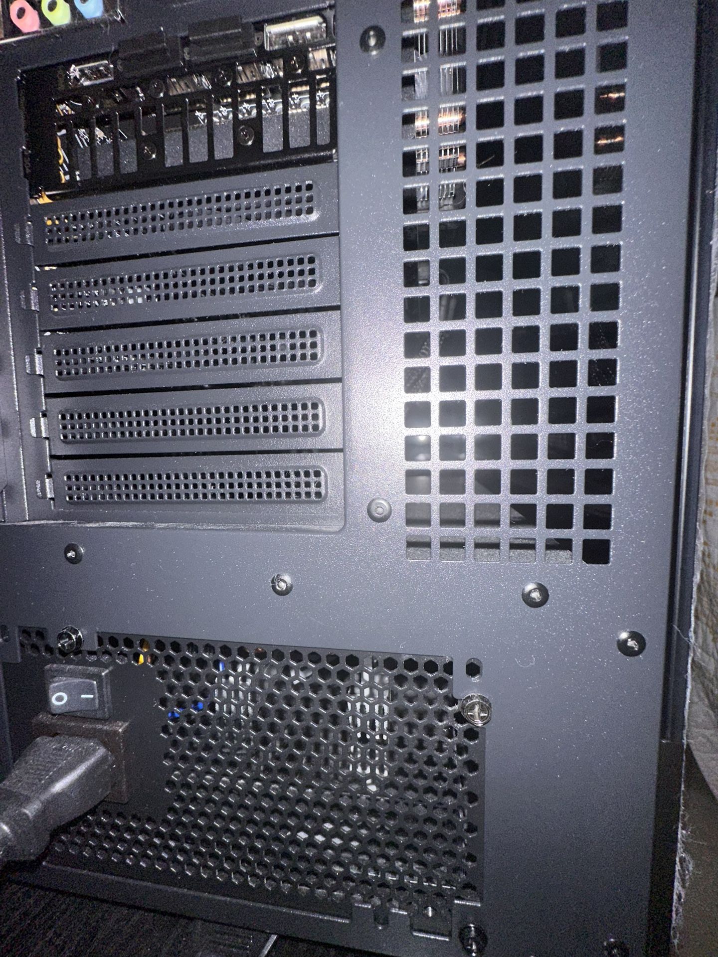 4060ti 8gb 2tb storage 16gb memory intel core i7