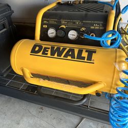 Dewalt Portable Electric Air Compressor