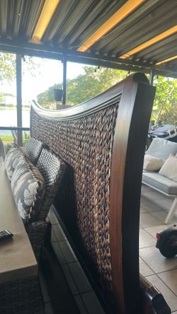 King Bed with everything included