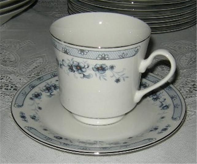 Sango Valencia Set Of 12 Cups And Saucers, Sugar Bowl And Creamer
