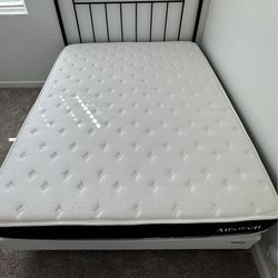 Like New  Queen Matteess and Box Spring