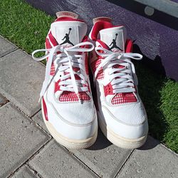 Tennis shoes. I have 50 pairs of tennis shoes in different sizes, as shown in the photos. I'm asking $430 for all of them. I'm selling them all togeth