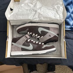 Nike SB Dunk Mid Cappuccino Silver (ACCEPTING OFFERS)