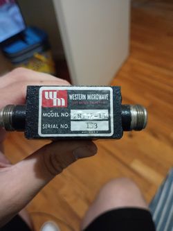 Western Microwave N-type Isolator 2AS-400 black