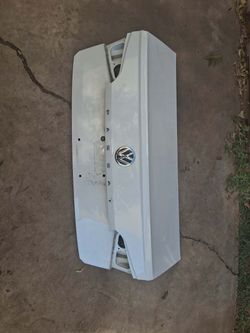 2020 - 2022 VOLKSWAGEN PASSAT REAR DECK TRUNK LID TAILGATE SHELL OEM