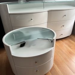 Dresser And Nightstand 