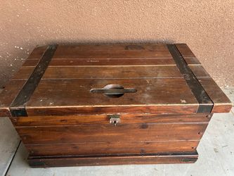 Wooden Pirates chest