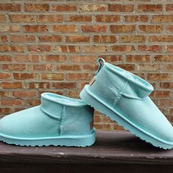 UGG Classic Ultra Mini Boots US Size 7