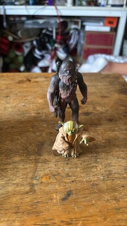 Star Wars Loose Action Figures Chewbacca and Yoda