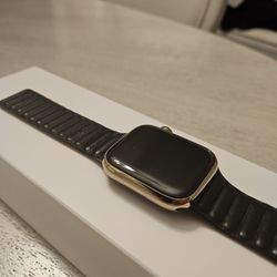 Apple Watch Series 8 Gold Stainless Steel 45mm Cellular LTE Like New 