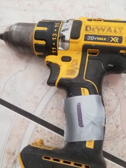 DEWALT TOOLS 