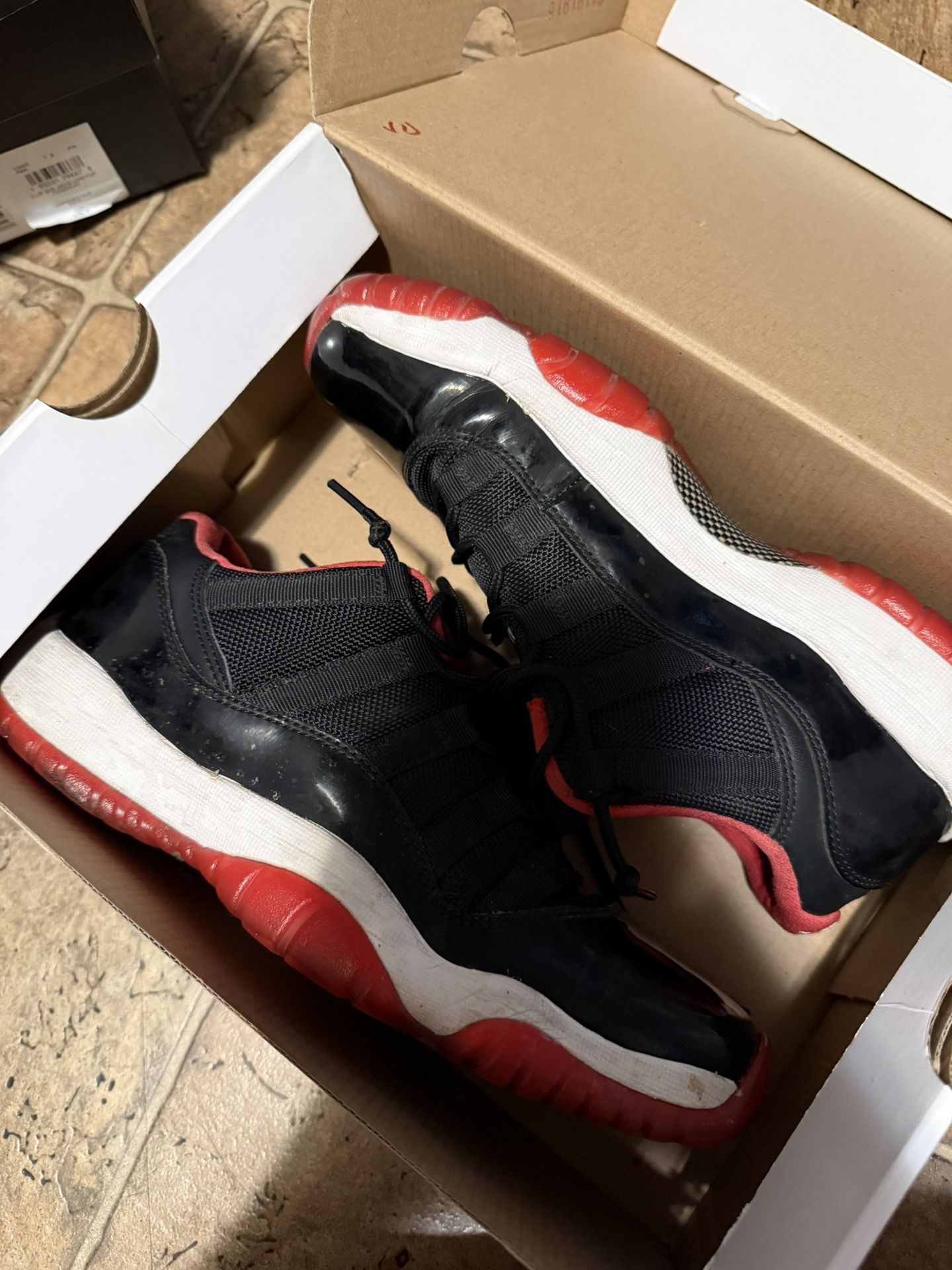 Jordan 11 low