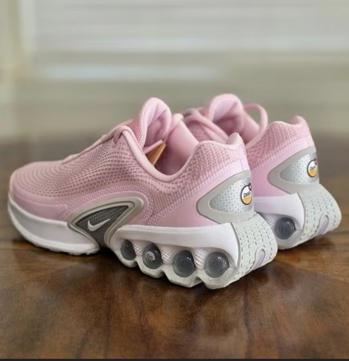 Nike Air Max Size 8.5 Women’s