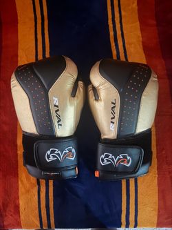 Brand new never used or worn. Xl