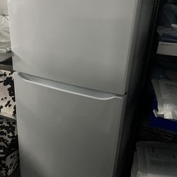 Lg  Stainless Steel Fridge 