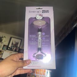 Hello Kitty Love Quartz Roller 