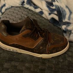Lv Shoes