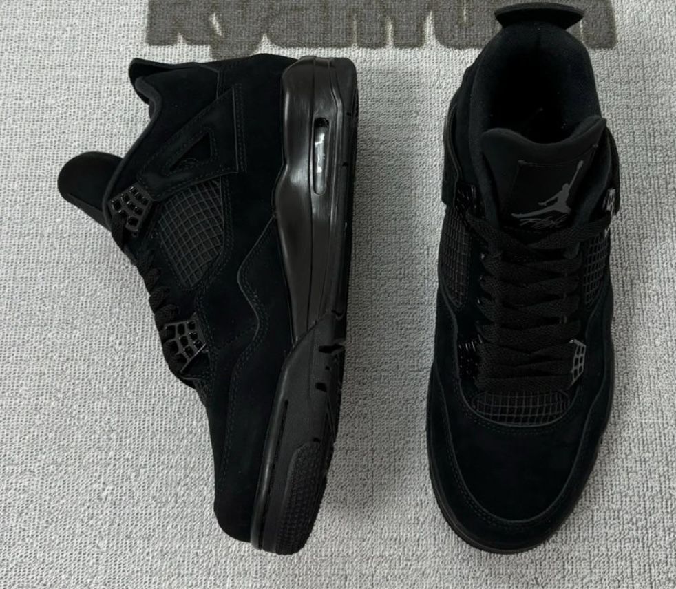 Black Cat 4s