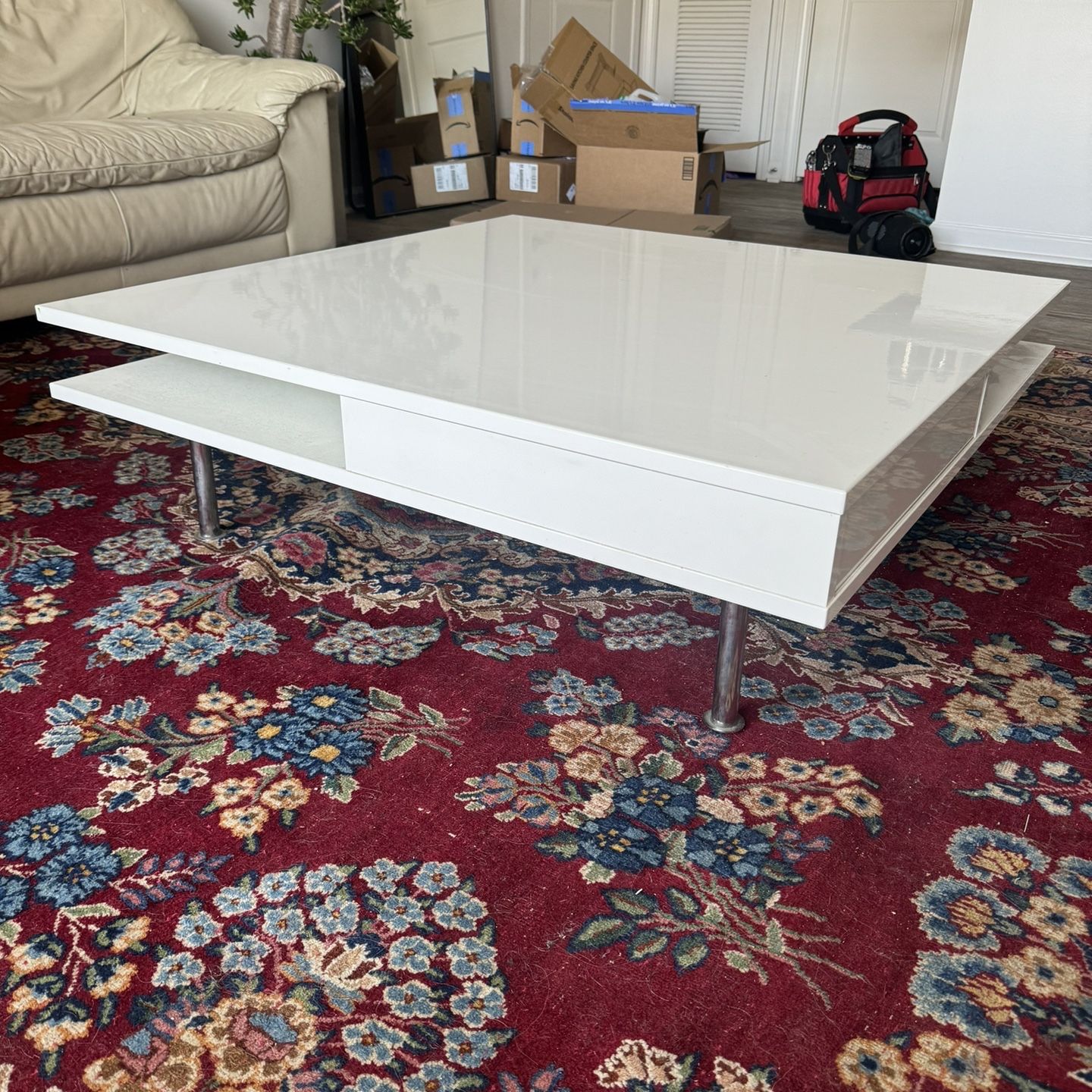 Modern White Coffee Table