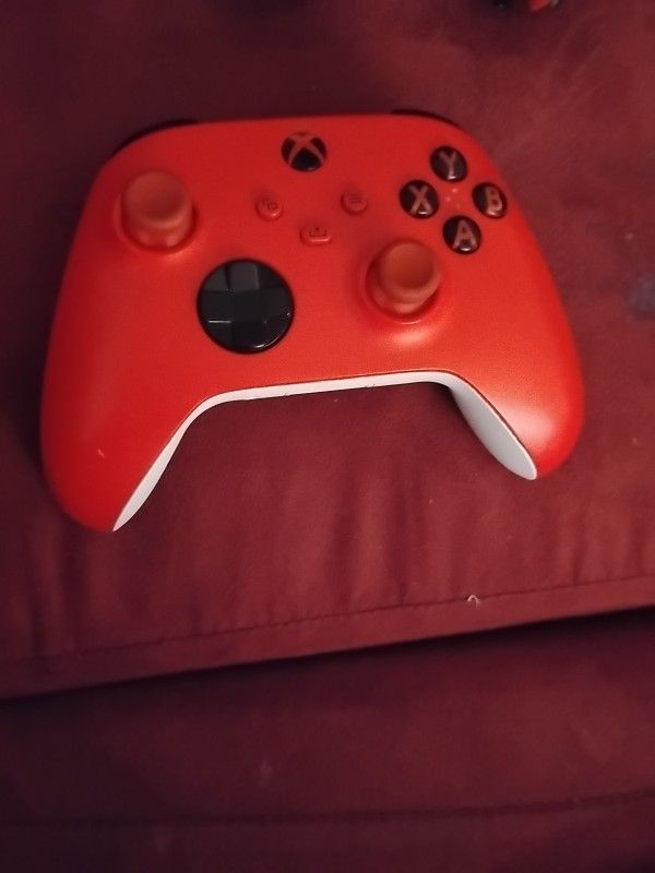 Red Xbox Series S Controller