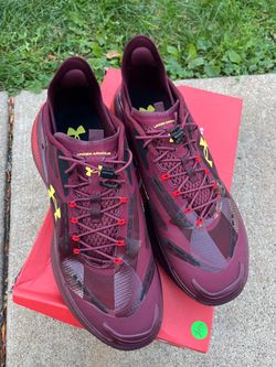 Tenis under armour size 12