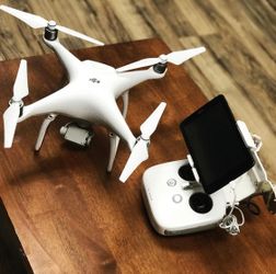 DJI Phantom 4 Standard w/hard case