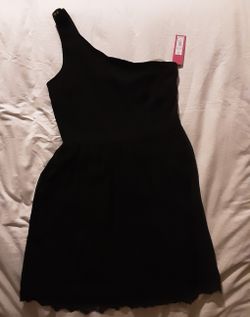 Black one shoulder dress