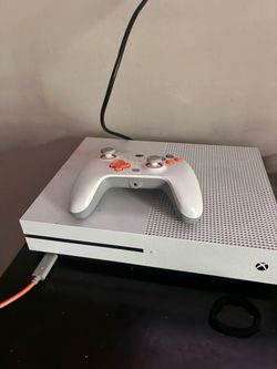 Xbox One S Console with Controller