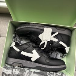 OUT OF OFFICE OFF WHITE BRAND NEW 