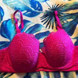Victoria  Secrets 36C Bra