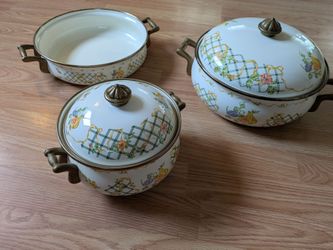 Vintage Enamel Cookware Set – 3 Pieces