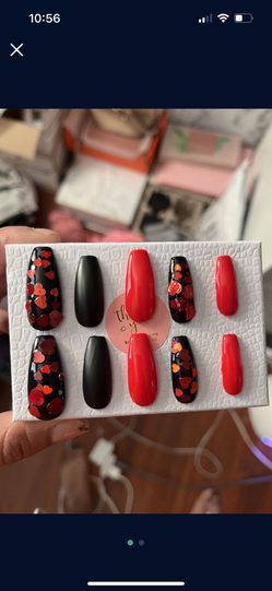 Long Queen Of Hearts Press On Nails for Sale in Irwindale, CA - OfferUp