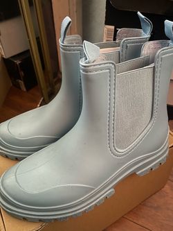 Rain boots