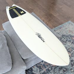 5'5 Surfboard 