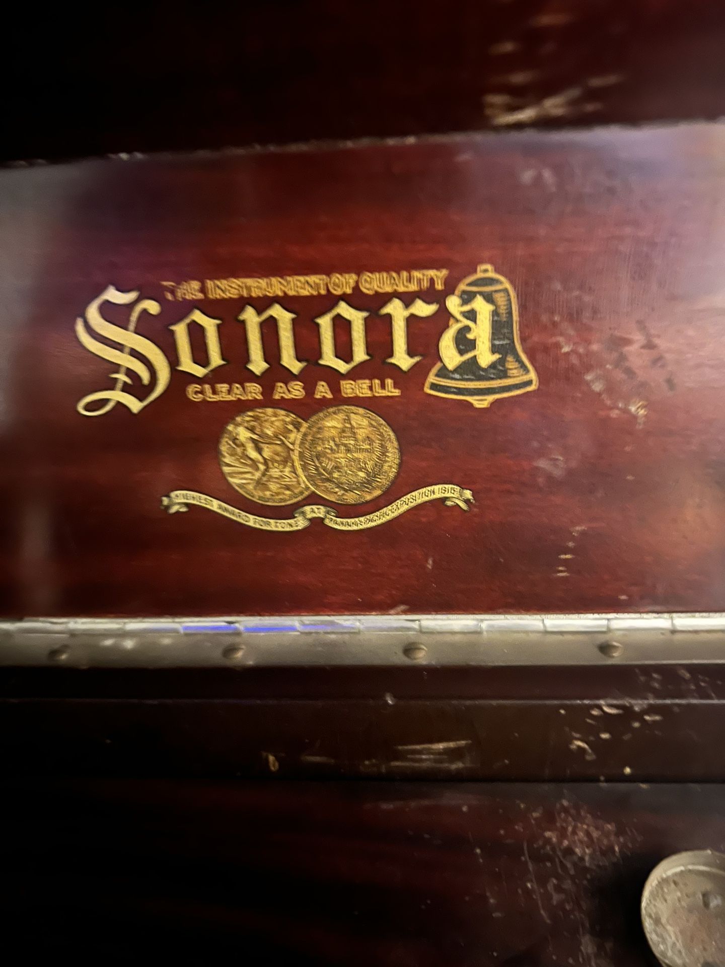 Sonora Vitrola