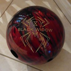 Hammer Black Widow 2.0 Hybrid Bowling Ball