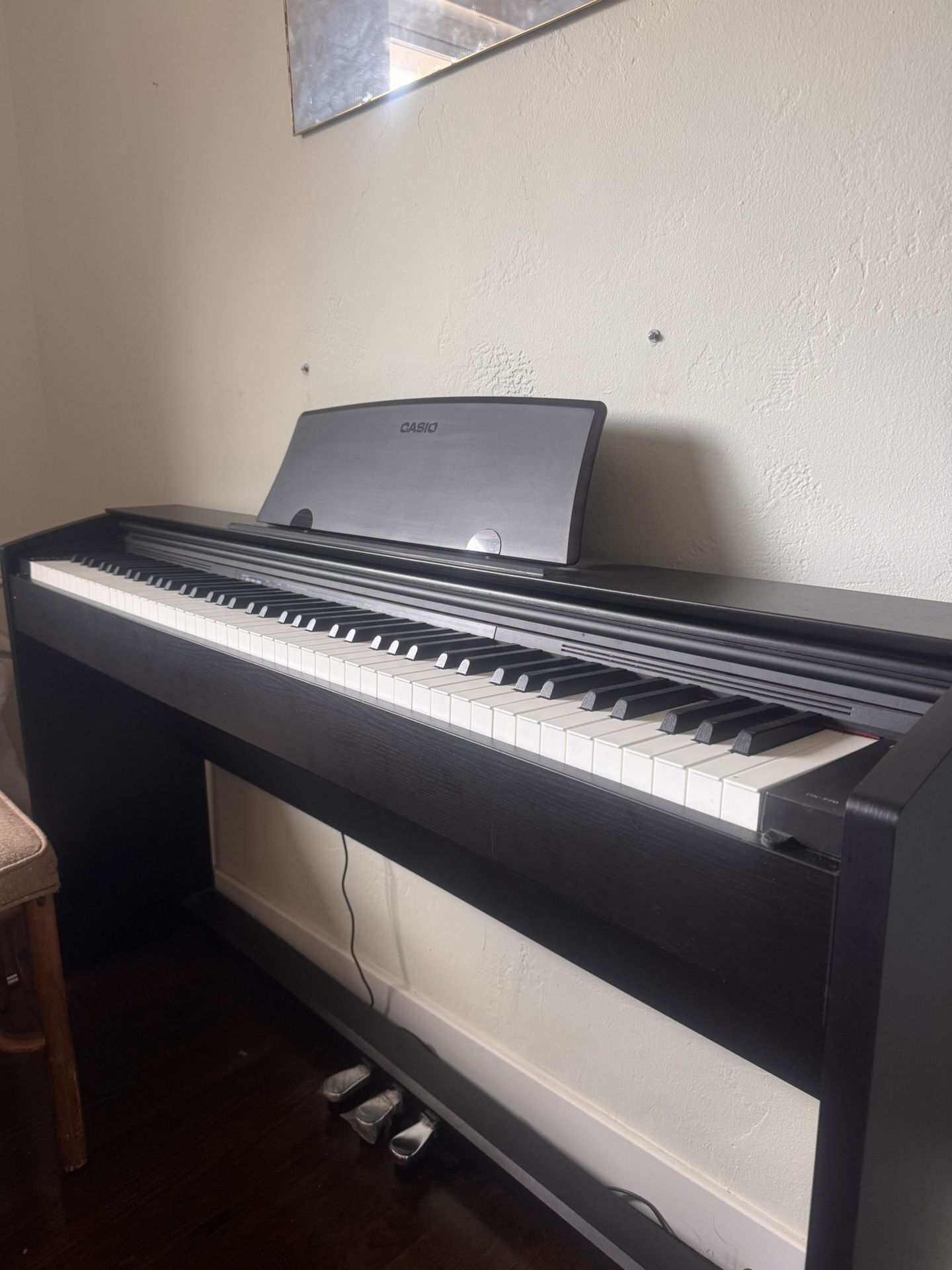 Casio Privia PX-770 Digital Piano