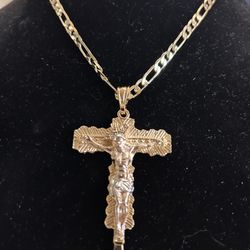 Necklace And Pendant.    $75. Gold Plated.  14k 