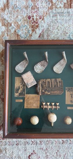 Golf shadow box