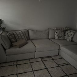 Couch 4 Peaces  Also Carpet 