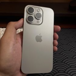 iPhone 16 Pro Unlocked Mint