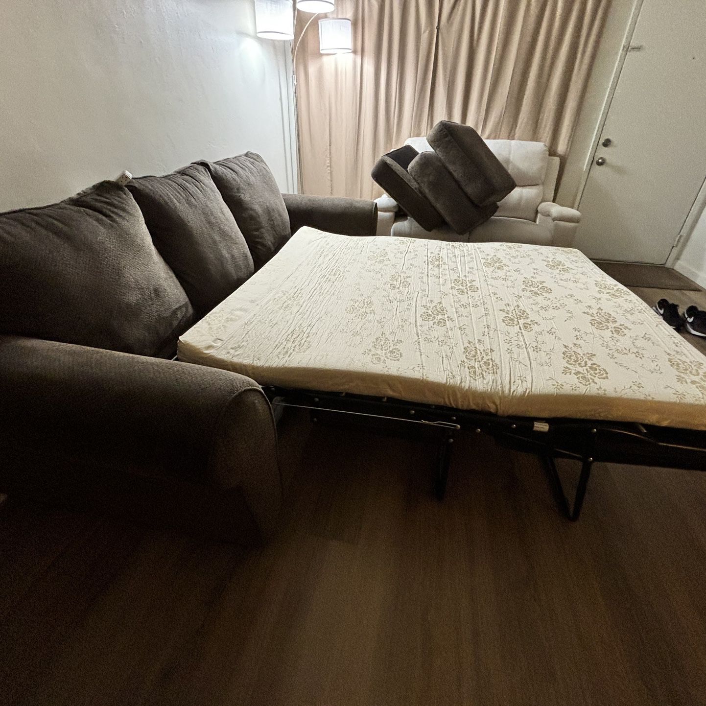 Couch/Bed Furniture