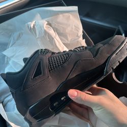 Jordan 4 Retro Black Cat 2025 SIZE 12