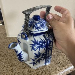 Blue And White Kettle Collection
