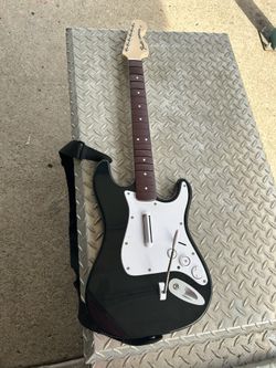 XBox One Rock Band 4 Wireless Guitar Fender Stratocaster Xbox One