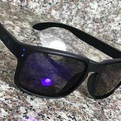 Oakley Sunglasses (POLARIZED)