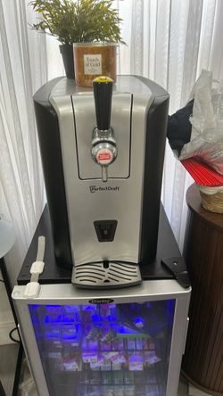 PerfectDraft Beer Dispenser / Home Draft Beer Machine