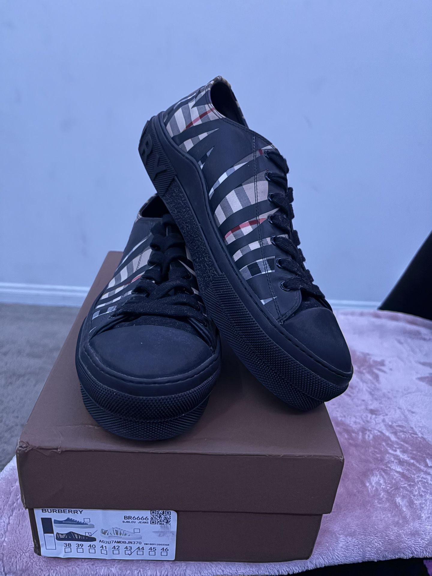 Burberry Shoes