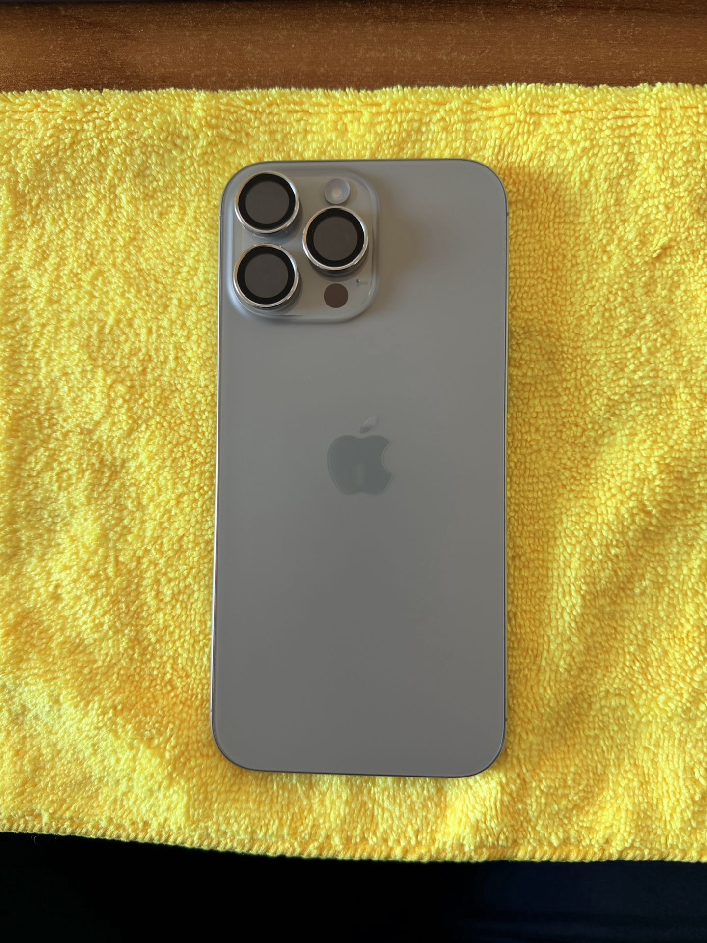 IPHONE 16 PRO MAX TITANIUM